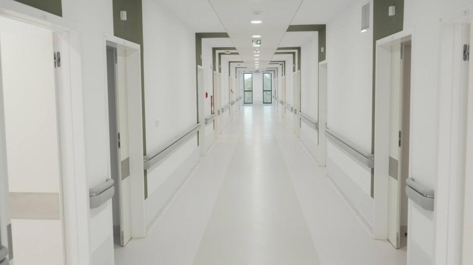 Cum arată spitalul inaugurat de SRI la Balotești. Are 14 săli de operație moderne şi 520 de paturi pentru pacienți 1115126