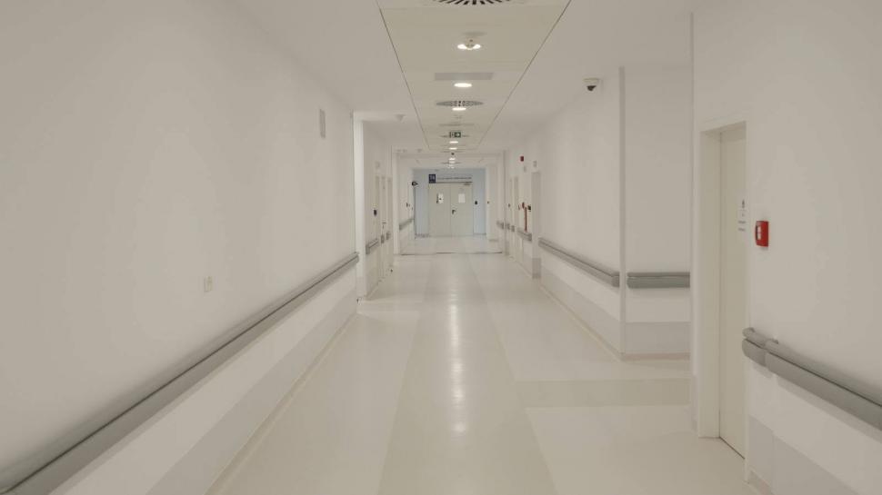 Cum arată spitalul inaugurat de SRI la Balotești. Are 14 săli de operație moderne şi 520 de paturi pentru pacienți 1115130