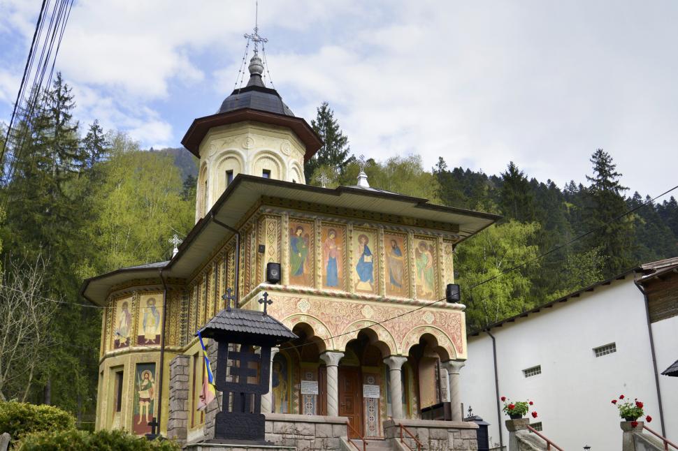Un judeţ din România a fost inclus în topul celor mai bune 100 de poveşti de turism sustenabil din lume 1115015