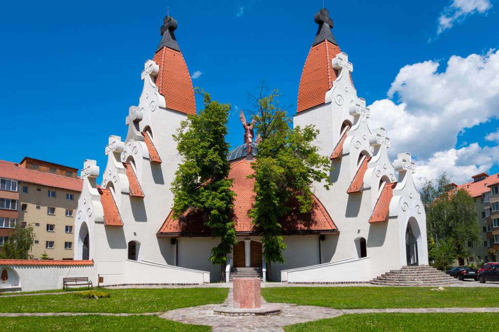 Un judeţ din România a fost inclus în topul celor mai bune 100 de poveşti de turism sustenabil din lume 1115023