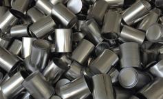 Cum poți deschide conservele fără desfăcător. Cel mai tare truc