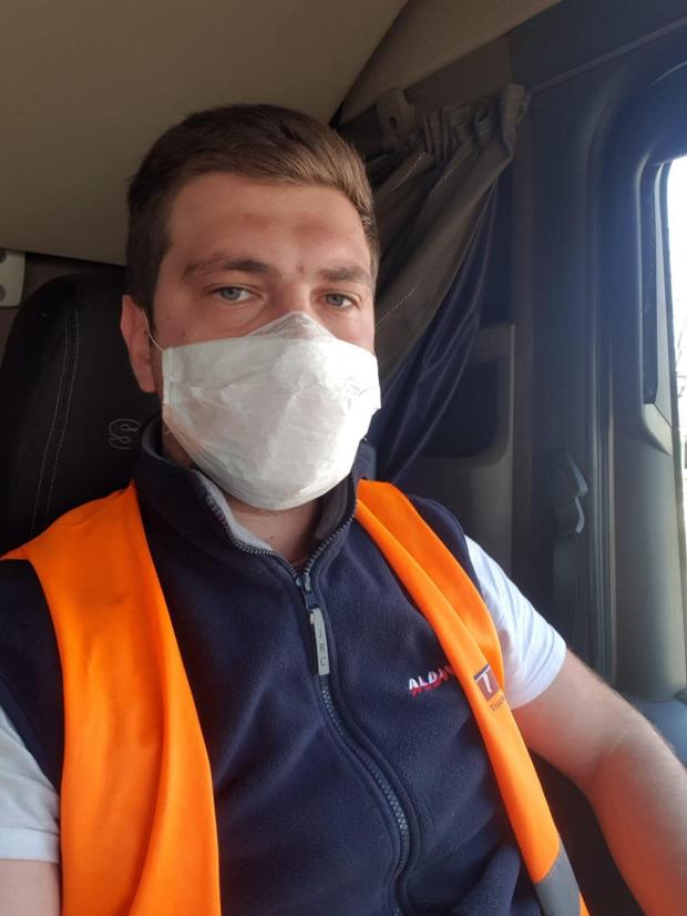 Cătălin Iftima, șofer român de TIR, obligat să stea în cabină 14 zile în Ungaria