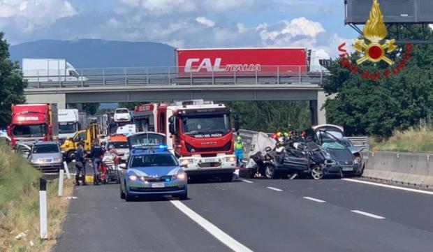 Patru români morți într-un cumplit accident în Italia