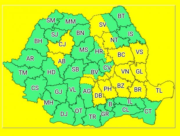 Avertizare meteo de furtuni şi ploi torenţiale, în următoarele 24 de ore