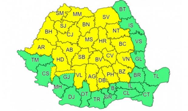 Avertizare meteo ANM de fenomene extreme în aproape toată ţara. Vremea se schimbă radical
