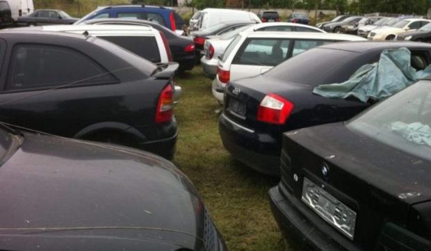 Maşini confiscate, scoase la licitaţie de ANAF în iulie 2022