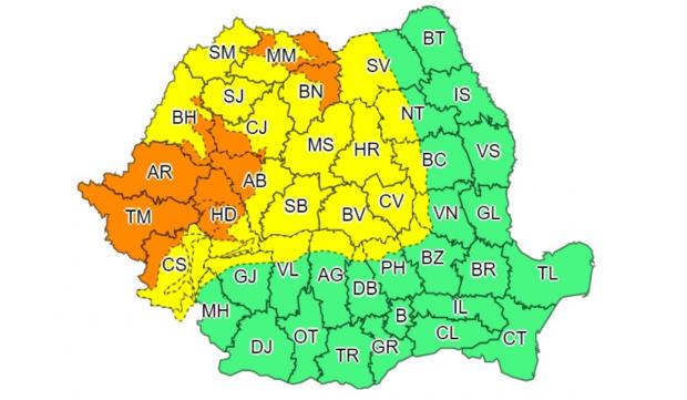 Avertizare meteo de la ANM. Cod portocaliu de ploi abundente şi furtuni puternice