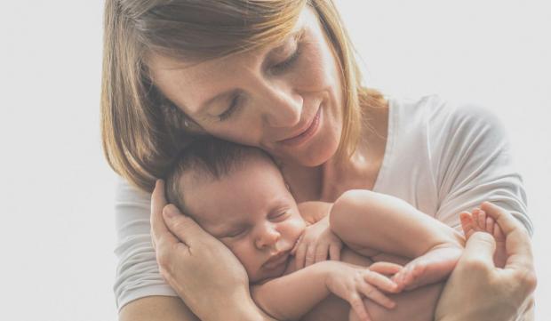 Mesaje pentru mama. Cele mai emoţionante mesaje, SMS-uri, felicitări şi urări de 8 martie