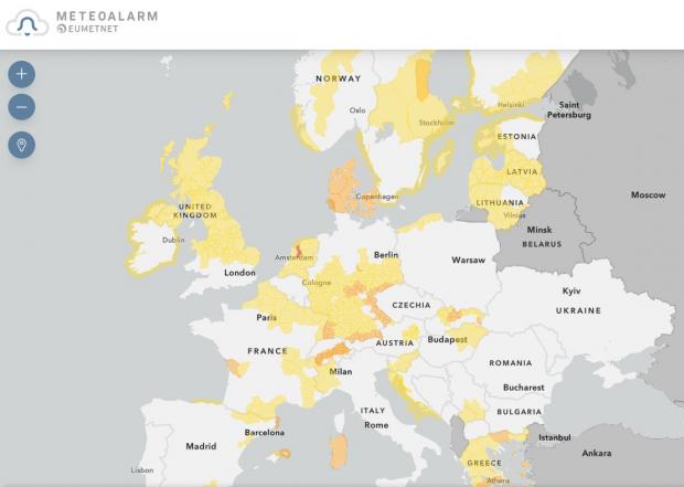 Furtuna Pia loveşte Europa, inclusiv România, cu forţa unui uragan, în următoarele zile