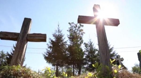 vedere de la tara preluca noua satul cu 15 cimitire