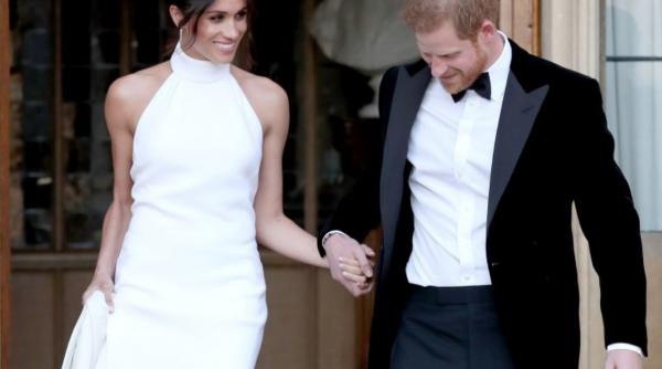 foto prima aparitie publica a lui meghan dupa casatorie cum a aratat in calitate de ducesa gestul