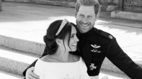 regina angliei o forteaza pe meghan markle sa ia cursuri de ducesa timp de sase luni