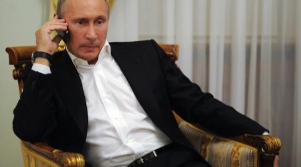 nu e gluma vladimir putin l a sunat pe selectionerul rusiei inainte si dupa meciul cu spania ce i a