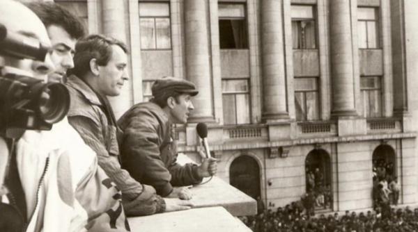 cum erau urmariti si ascultati romanii de securisti dupa primele evenimente de la timisoara