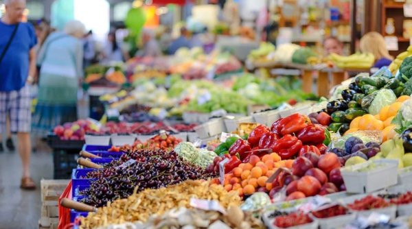 Topul celor mai contaminate alimente de pe rafturile magazinelor din România: Iată ce chimicale consumăm
