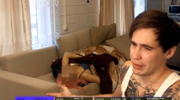 Un youtuber și-a ucis iubita însărcinată, în direct, pe internet: Tânăra a murit de frig după ce a fost lăsată afară în lenjerie intimă, de dragul vizualizărilor