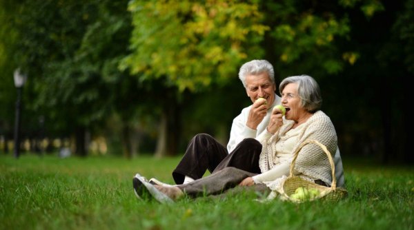 Lucruri pe care le poți face pentru a avea o bătrânețe sănătoasă și fără griji