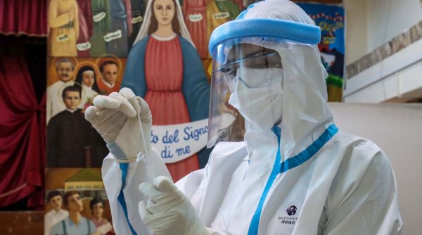 Primul pacient din Italia infectat cu noua tulpină de coronavirus din Marea Britanie