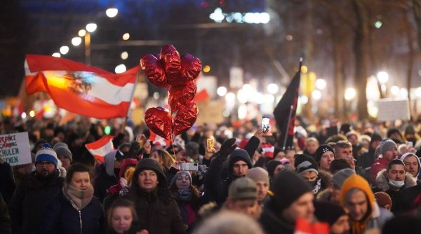Protest uriaş împotriva restricţiilor în Austria. Participanţii au cerut demisia guvernului. 