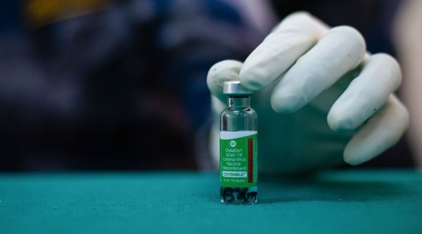 Comisia Europeană dezvăluie cantitatea de vaccin anti-COVID contractată cu producătorii farmaceutici