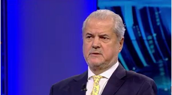Adrian Năstase: Ne îndreptăm spre un regim autoritarist și măsuri de austeritate îngrozitoare