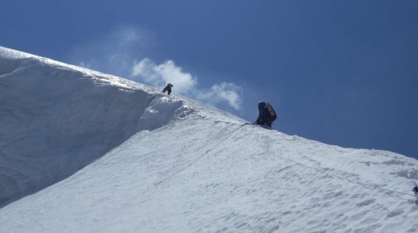 Horia Colibășanu și alți doi alpiniști au supraviețuit unei avalanșe în Nepal