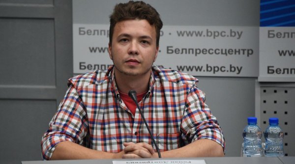 Roman Protasevici, scos de autoritățile din Belarus într-o conferință de presă: ”Nimeni nu m-a bătut”