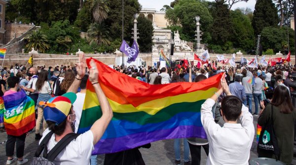 Ungaria adoptă legea care interzice conținutul LGBT în școli și la TV, pentru tinerii sub 18 ani