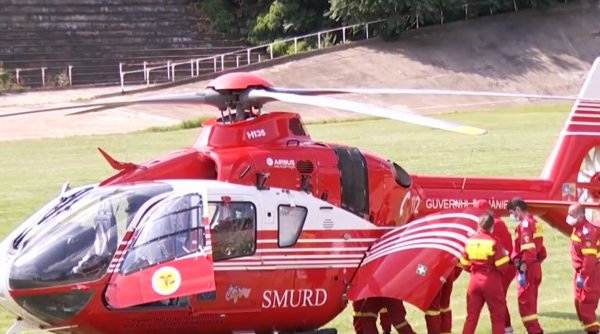 Bărbatul cu arsuri pe 40% din suprafaţa corpului a fost adus cu elicopterul SMURD în Capitală