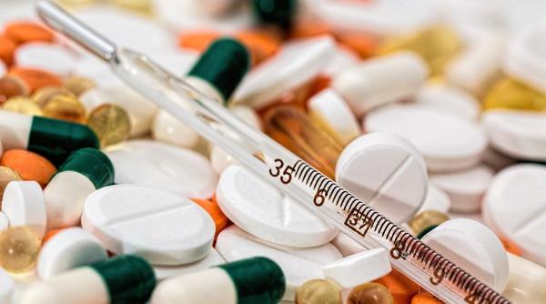 Top trei medicamente eficiente împotriva COVID-19 care lipsesc din România