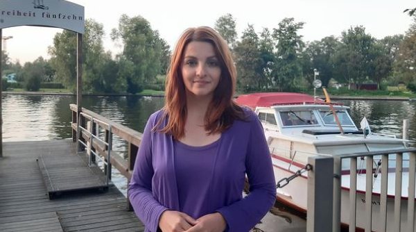Povestea unei românce care candidează pentru parlamentul german: 
