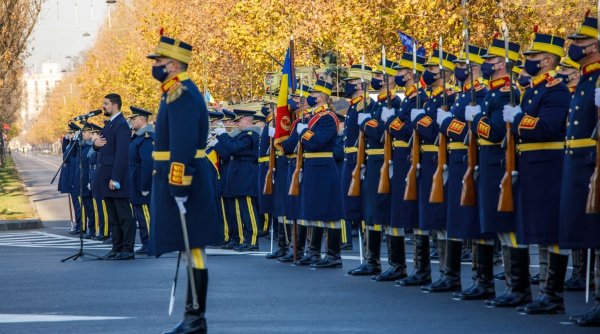 confusion pantry Six Reportaj cu militarii de la Brigada 30 Gardă "Mihai Viteazul", un adevărat  simbol al defilării de 1 Decembrie