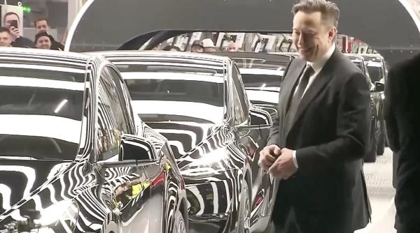 elon musk dansand fabrica tesla europa germania