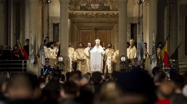 Programul liturgic de la Catedrala Patriarhală, de la Duminica Floriilor până la Izvorul Tămăduirii
