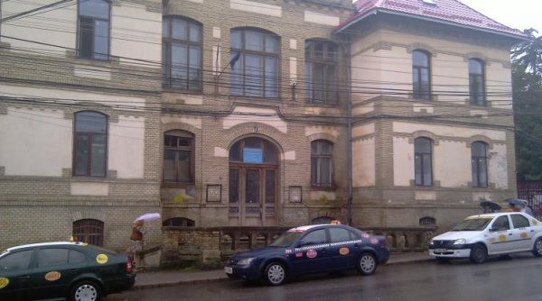 Un bărbat de 35 de ani a căzut în gol de la Spitalul de Psihiatrie din Cluj 
