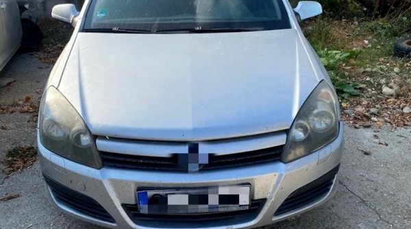Au furat mașina unei asistente din curtea spitalului și au circulat cinci zile prin Caracal, fără permis, în timp ce se lăudau pe Instagram