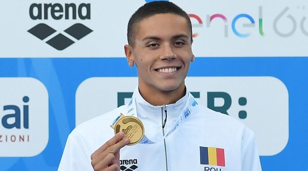 David Popovici a câștigat încă o medalie de aur pentru cel mai rapid înotător al lumii