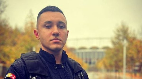 El este jandarmul care a ajutat victimele din taxiul care a luat foc în accidentul din Bucureşti