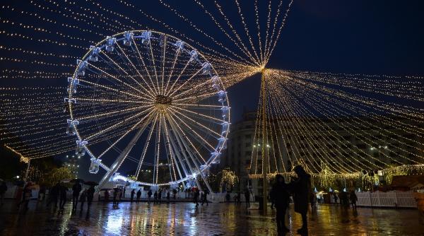 cat costa pahar vin fiert tura roata panoramica targul de craciun bucuresti