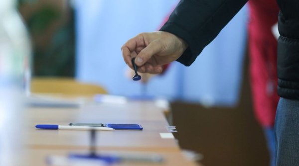 Clasamentul partidelor în noiembrie 2022. PSD se menţine pe primul loc în intenţia de vot a românilor | Sondaj CURS