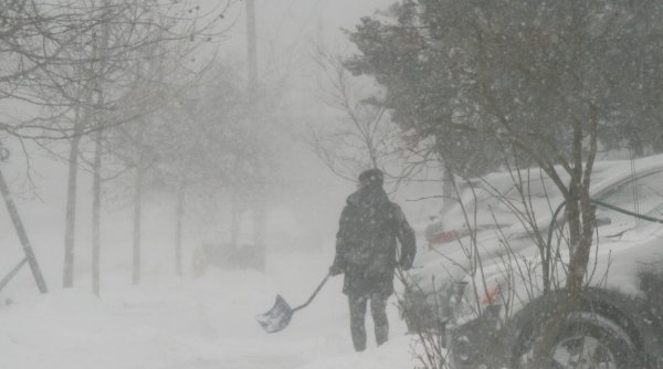 Șapte morți în Buffalo, New York, din cauza viscolului. Este cea mai friguroasă zi de Crăciun din istoria SUA