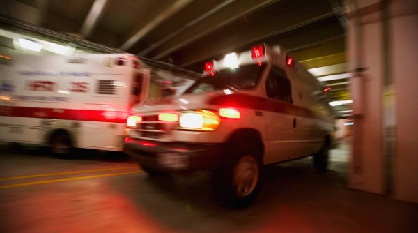 Un bărbat a murit pentru că ambulanța a întârziat două ore. Soția sa i-a făcut resuscitare până la venirea ajutoarelor