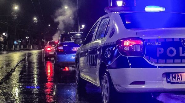 Un bărbat a furat o maşină de Poliţie la o petrecere în Lehliu, în timp ce poliţiştii îi legitimau pe prietenii lui