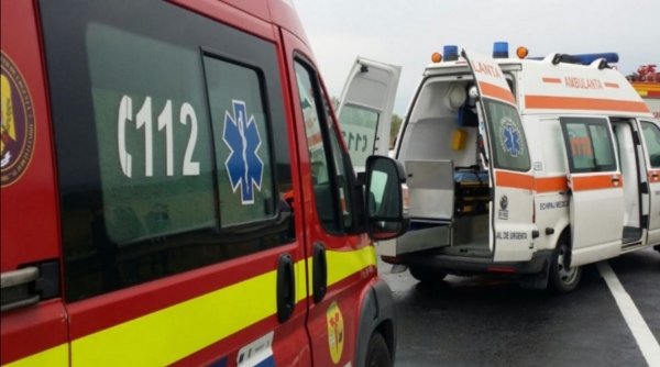 Un autocar s-a răsturnat la ieșirea din orașul Salcea, județul Suceava