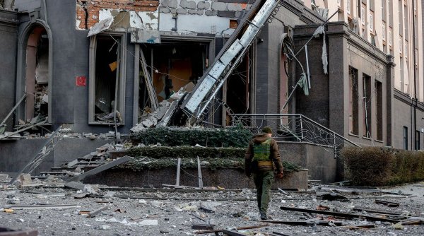Război în Ucraina, ziua 347. Ucraina a fost ţinta a numeroase bombardamente ruseşti