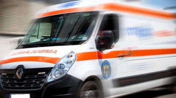 Trei adolescenţi au ajuns la spital, după ce au cumpărat un amestec bizar de substanţe, în Botoşani | Unul din ei a sunat la 112