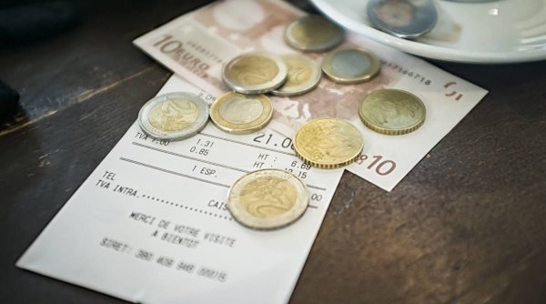 Un ospătar a primit bacşiş o monedă de doi euro care valorează 3.000 de euro