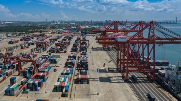 americanii panicati macarale spion china porturi sua gigantice senzori