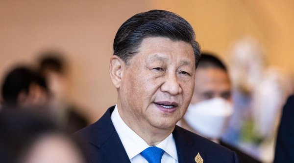 Cine l-a întâmpinat pe Xi Jinping pe aeroportul din Moscova