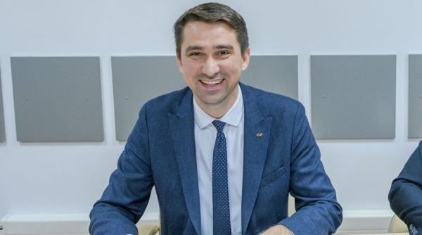 prima companie stat romania foloseste inteligenta artificiala